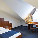 Hotel Paradies