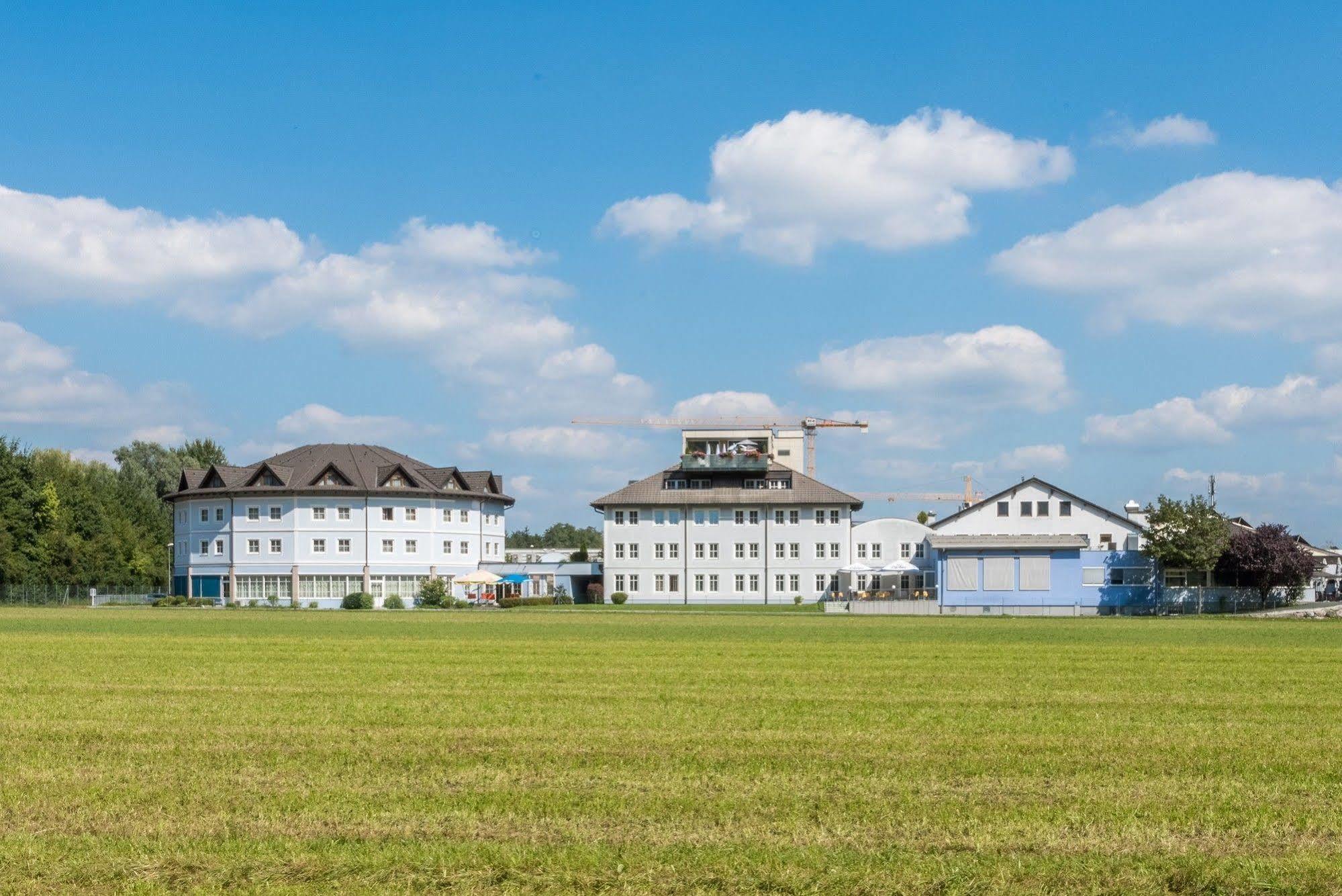 Hotel Paradies 4*