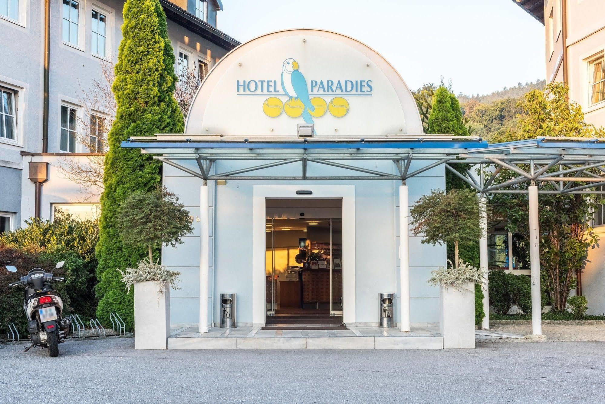 Paradies Hotel 4*