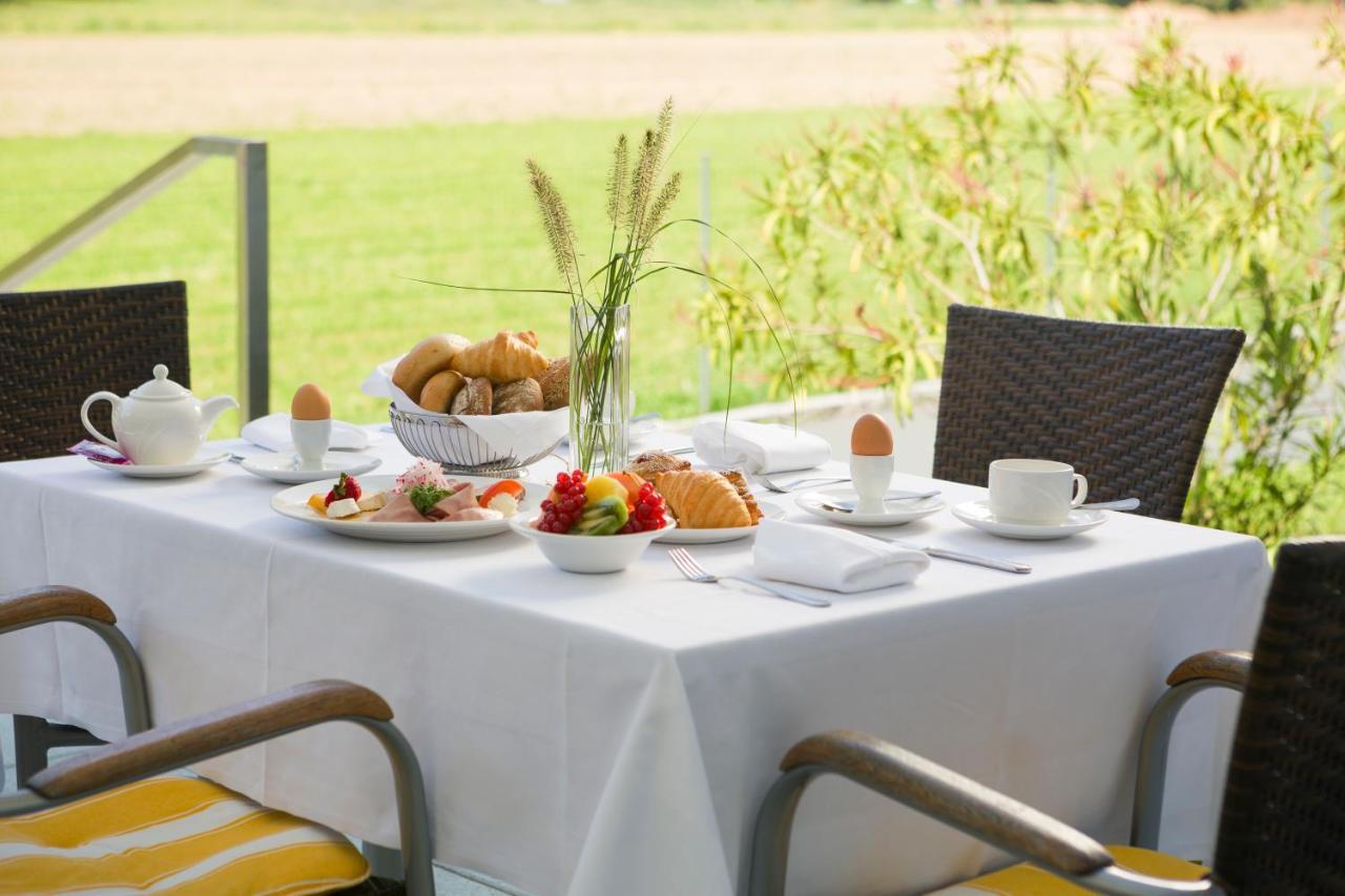 Paradies 4*
